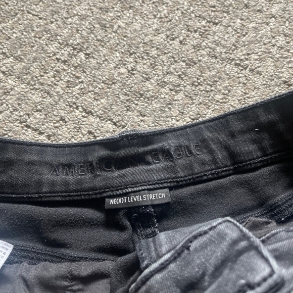 American Eagle Black Distressed Shorts - Picture 3 of 4